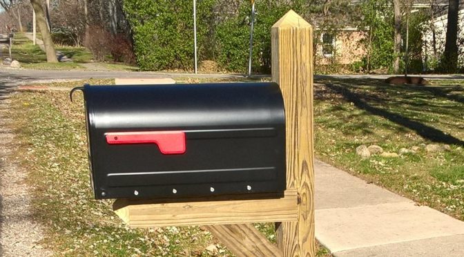 standard-curbside-rural-mailbox-post-672x372.jpg
