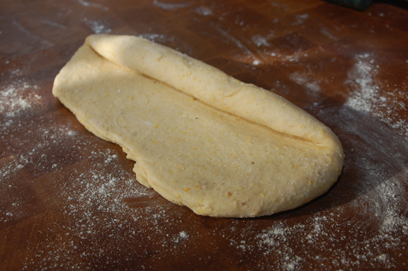 cornmealyeastbread14.jpg