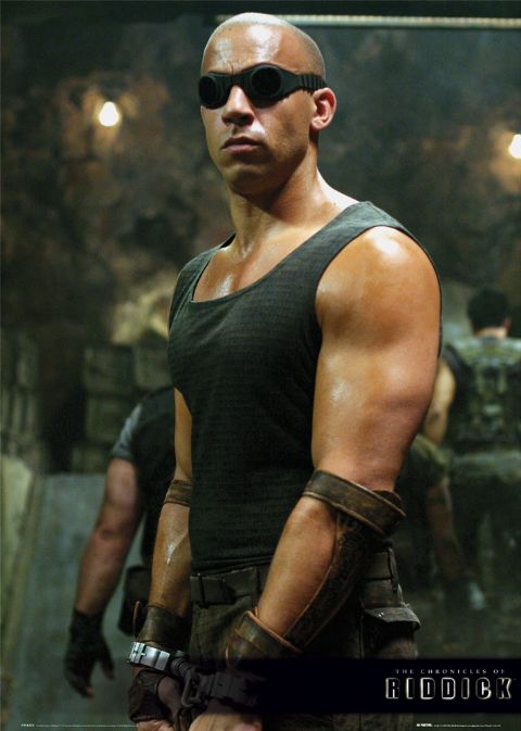 chronicles_riddick_handcuffs_l.jpg