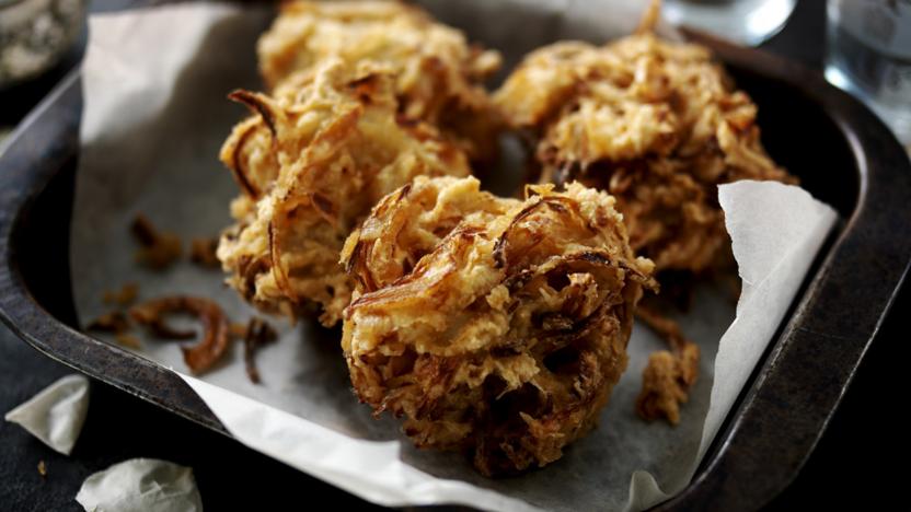 onionbhaji_85976_16x9.jpg