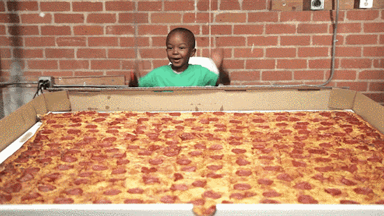giant-pizza.gif