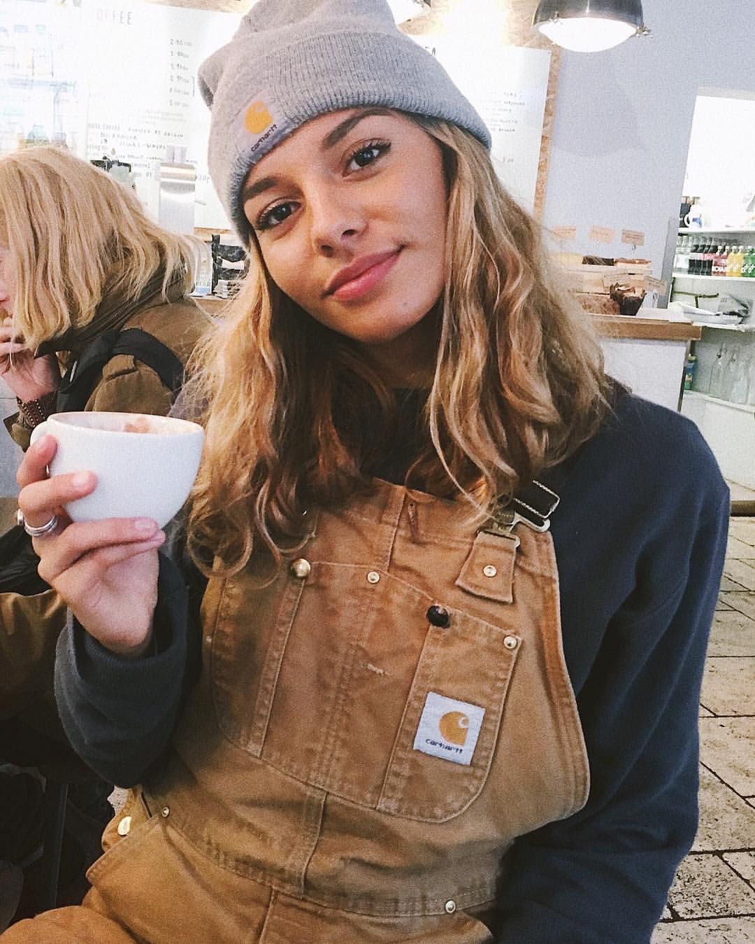 192 Likes, 4 Comments - Olivia Webb (@oliviahamerwebb) on Instagram:  “Outfit inspo = boyfriends wardrobe @c… | Outfits with hats, Carhartt women,  Instagram outfits