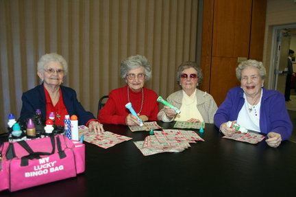 bingo-babes-2jpg-f52bd5a612a09776_large.jpg