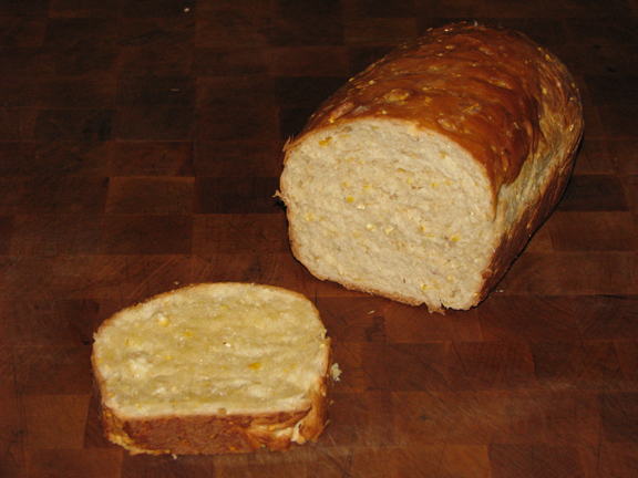 cornmealyeastbread20.jpg