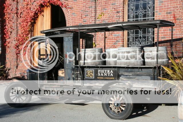 HollisterWineTasting009.jpg