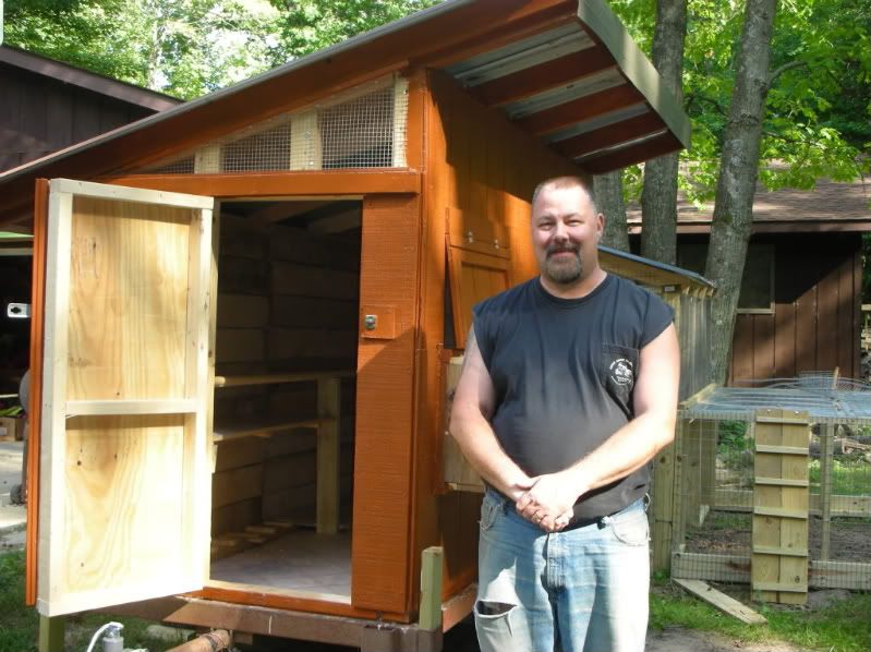 chickencoopagain2009182.jpg