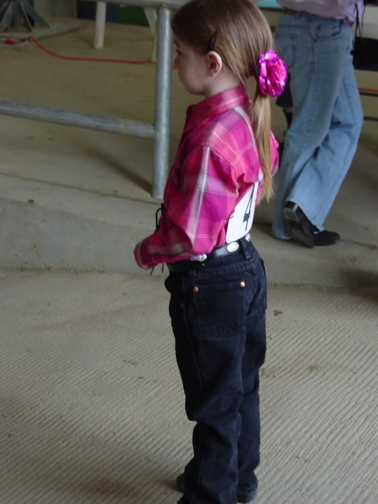 KenzisfirsthorseshowonCurley004.jpg