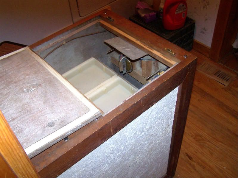 Incubator003.jpg