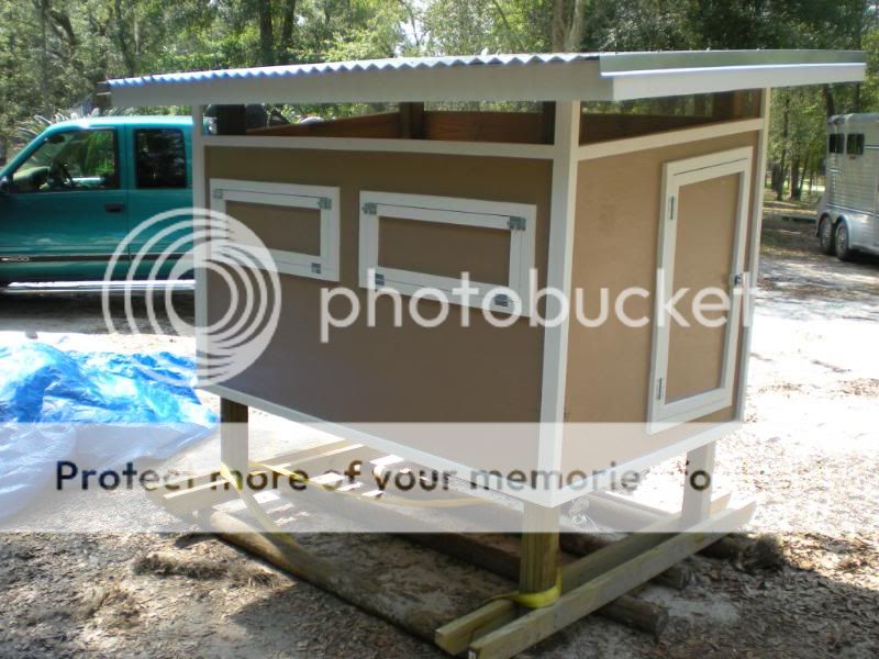 chickencoop2009.jpg