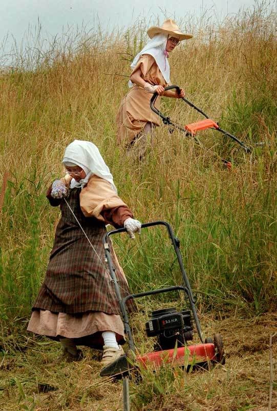 nunsmowinggrass.jpg