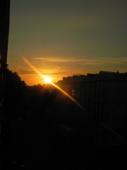 tumblr_m00qz3J5Jt1r1r2yeo1_500.jpg