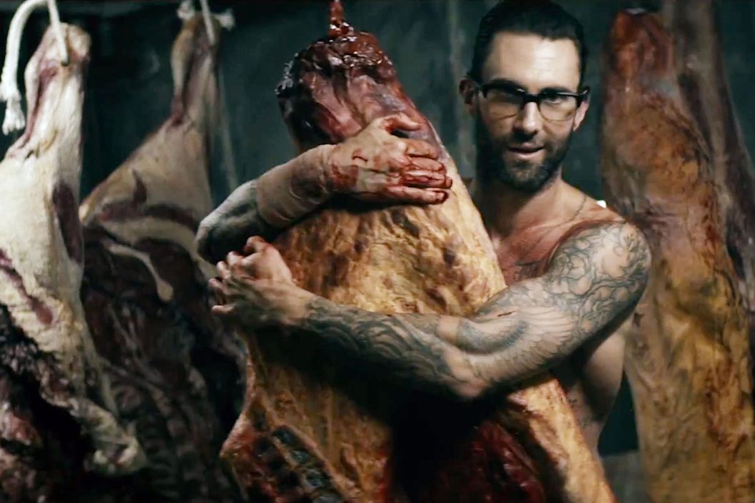02-adam-levine-lede.w529.h352.2x.jpg