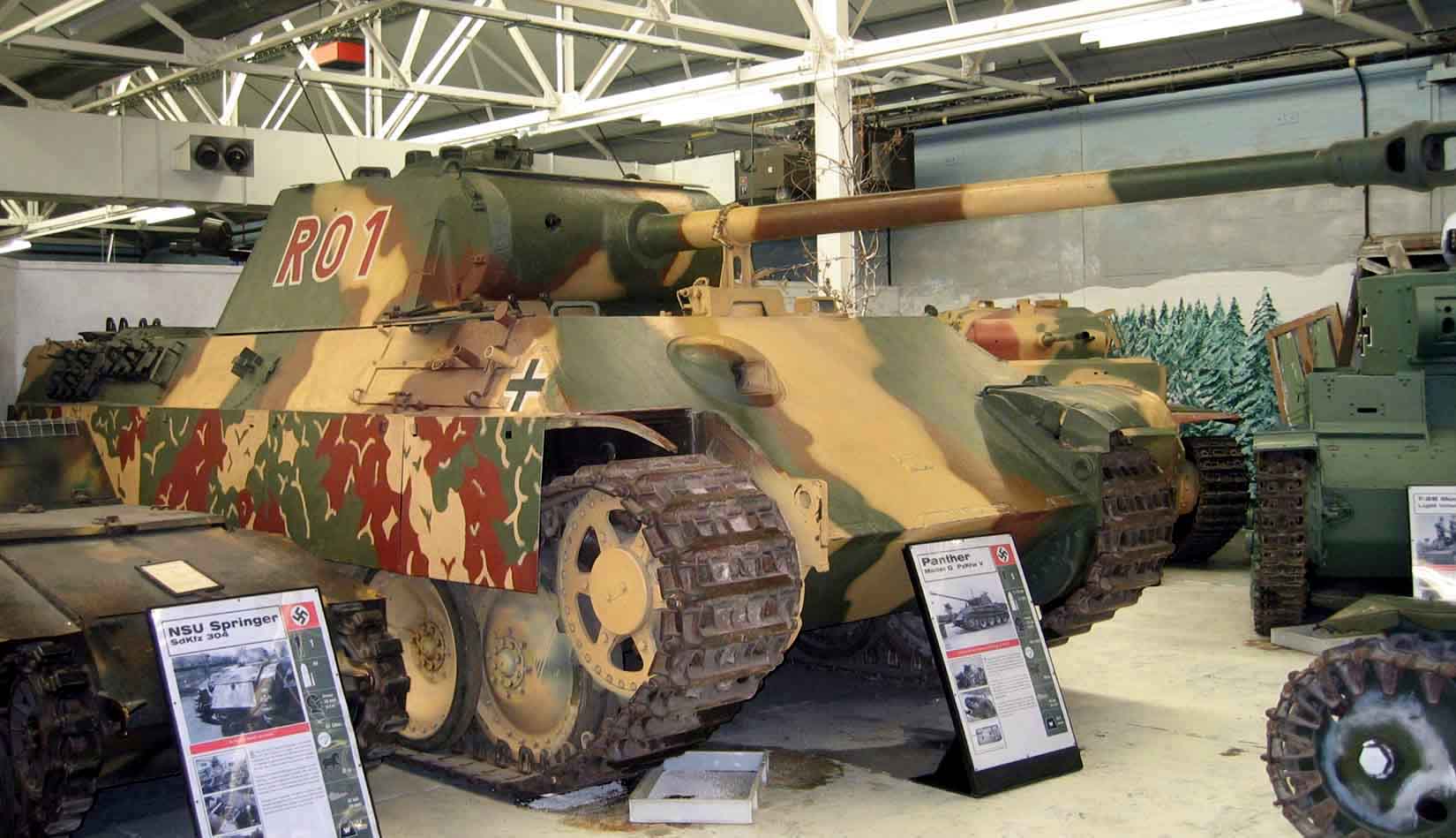 Panther_Tank,_Bovington.jpg
