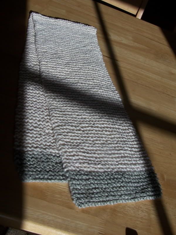 firstknittedscarf002.jpg