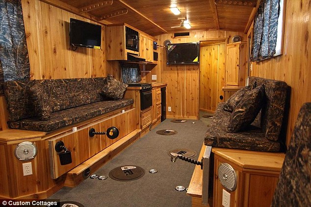1412885635785_wps_83_Custom_Cottages_makes_thi.jpg