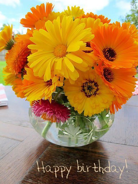 269021-Happy-Birthday-Flowers.jpg