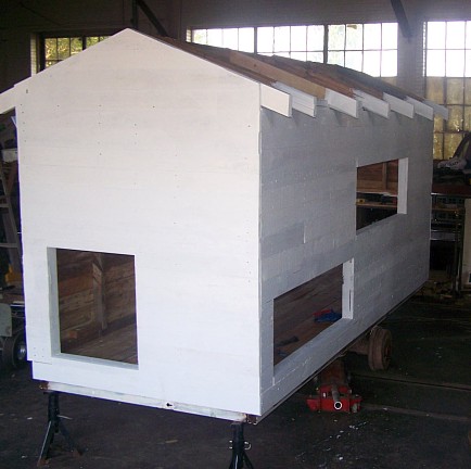 100_1725_back_side.jpg