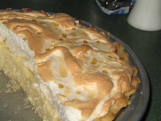 CoconutCreamPie001.jpg