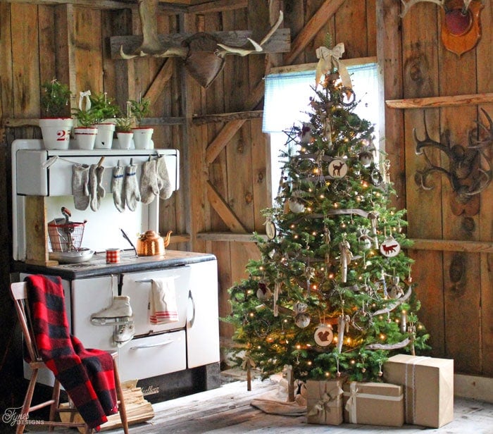 woodland-christmas-tree.jpg