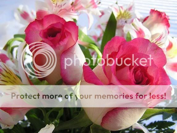 Beautiful_Bouquet_with_Roses.jpg