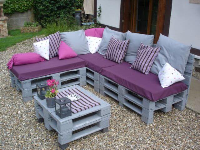 pallet-sofa.jpg
