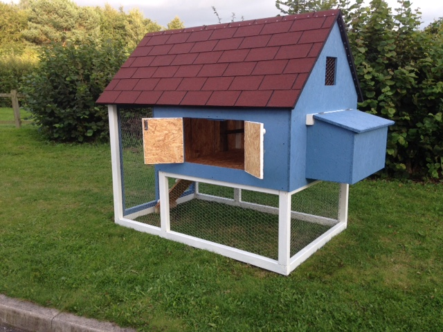 Chicken-Coop-with-Run-Underneath.png