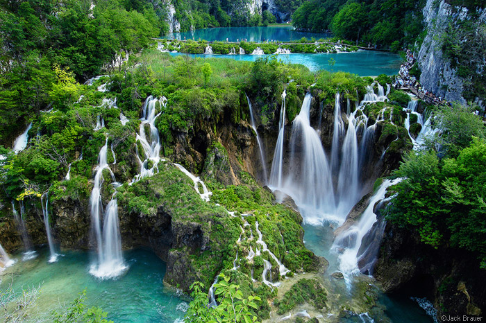 Plitvice-Lake-Croatia.jpg