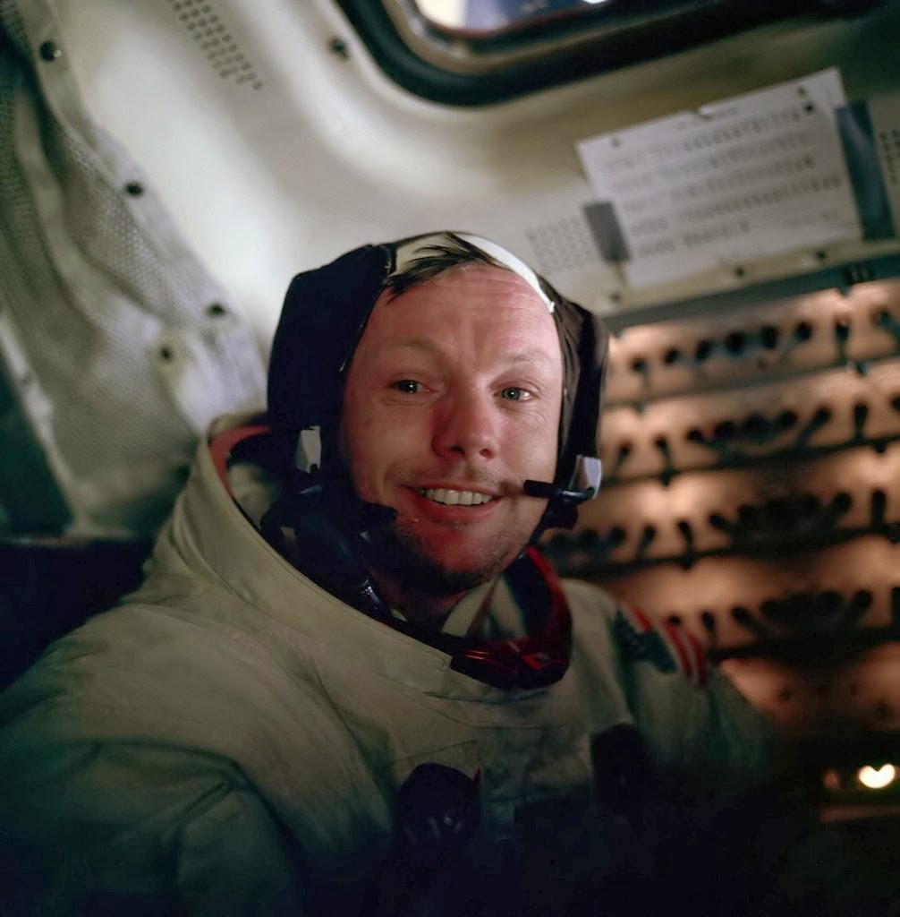 Neil+Armstrong+after+his+Moonwalk.jpg